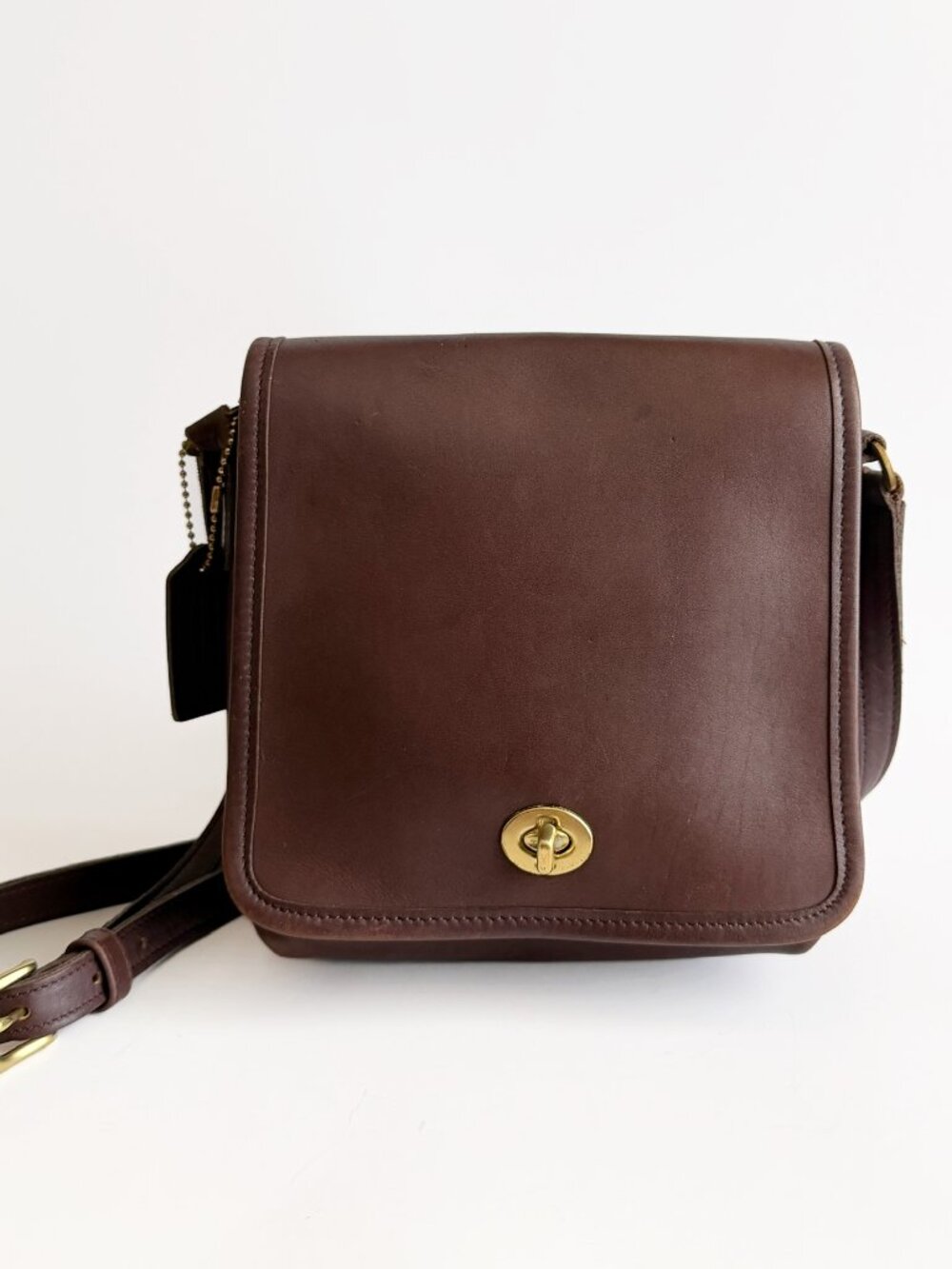 Vintage Coach 9076 Companion Flap Bag Mahogany Crossbody Purse Costa Rica 1999